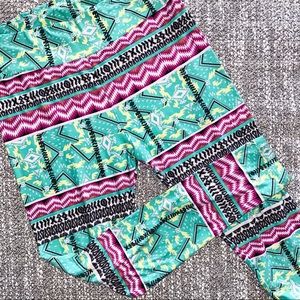 Lularoe Tribal Tall & Curvy Leggings